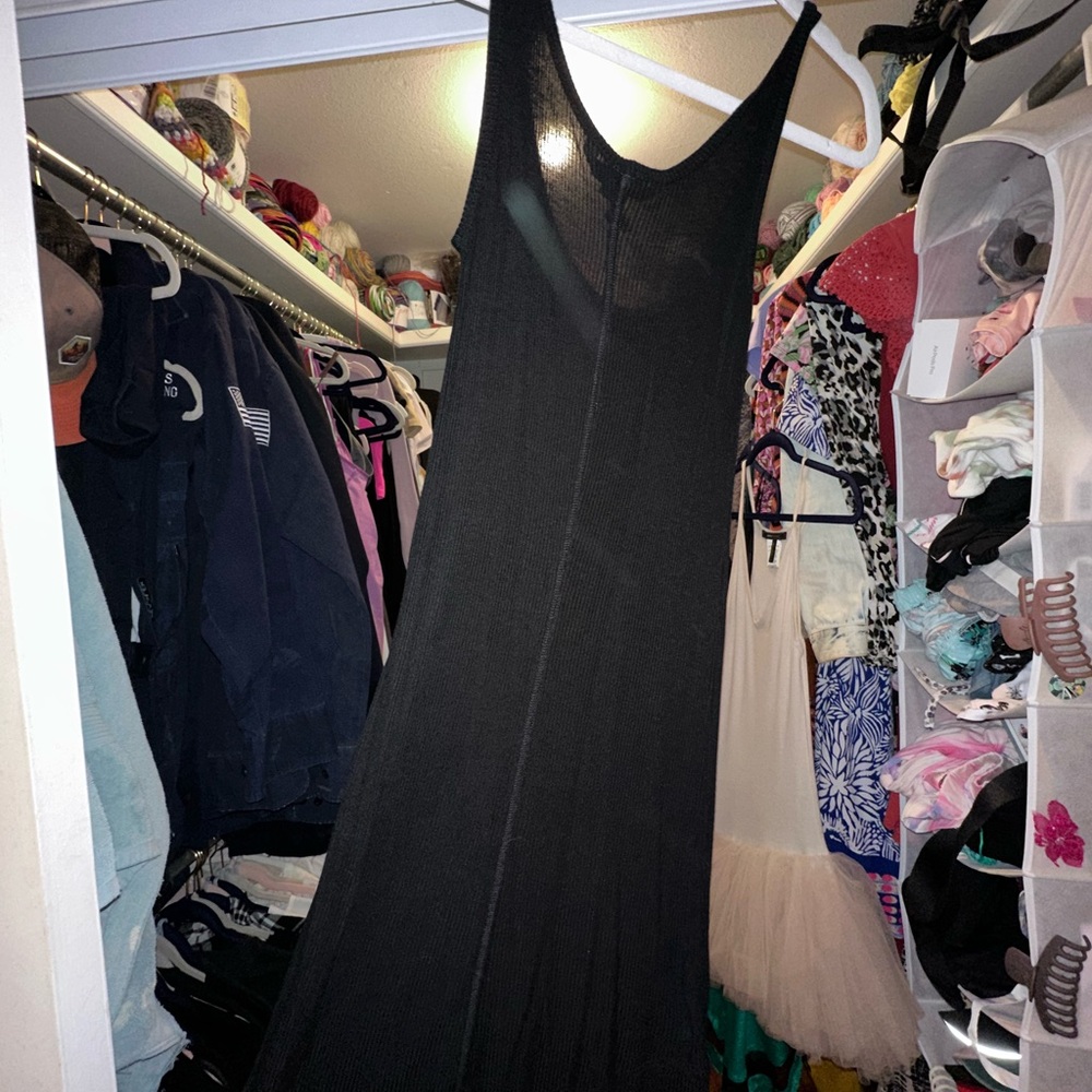 Vintage 2000s BCBG Generation Black Knit Maxi Dress - Like New - Picture 3 of 3